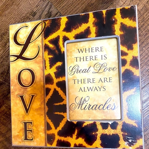 Ceramic Love & Miracles 9"x9" Wall Decor with Leapord Print Design